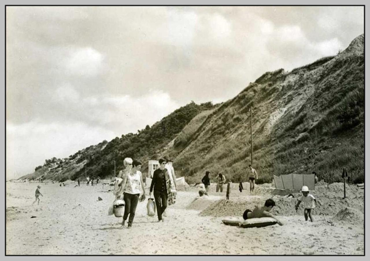 Ddr Wohnwagen Qek Direkt Am Strand ドランスケ エクステリア 写真